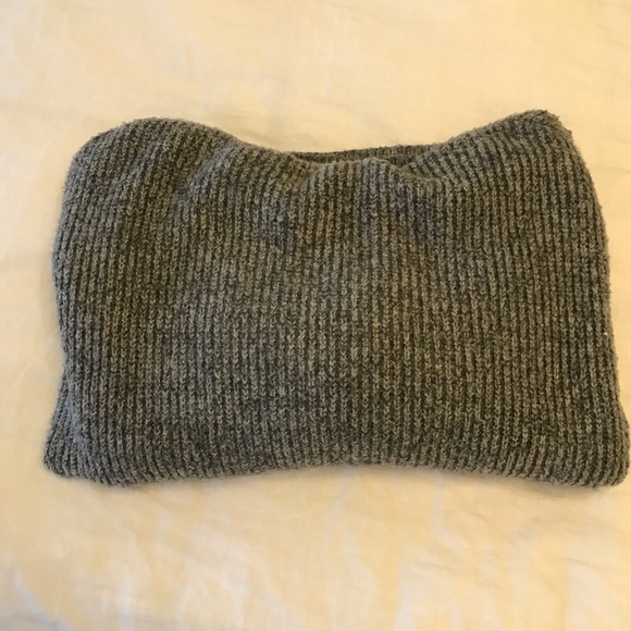 Zara cocoon oversized sweater in grey, size medium. - Picture 2 of 5